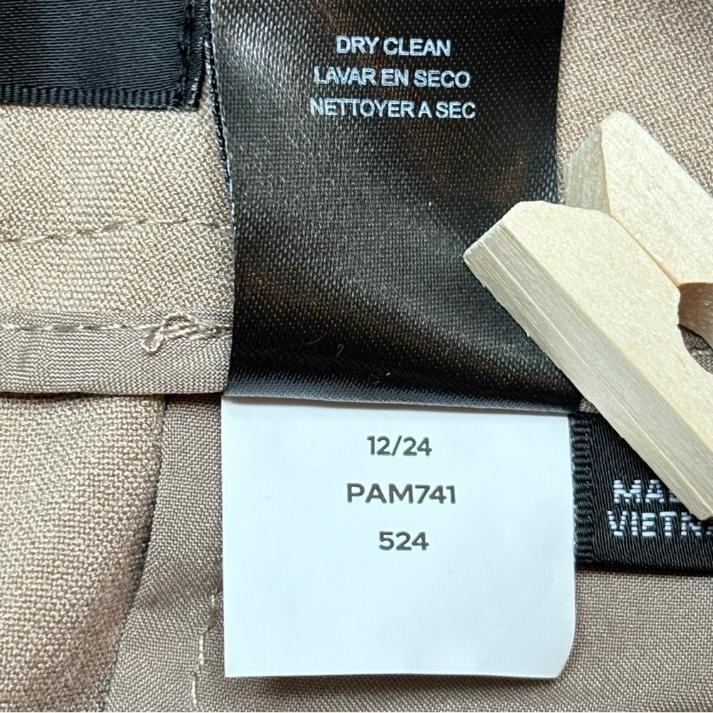Tahari ASL Tailored Cargo Pants Size 2 Mid Rise Tan Utility Chic Business Casual - Picture 11 of 11